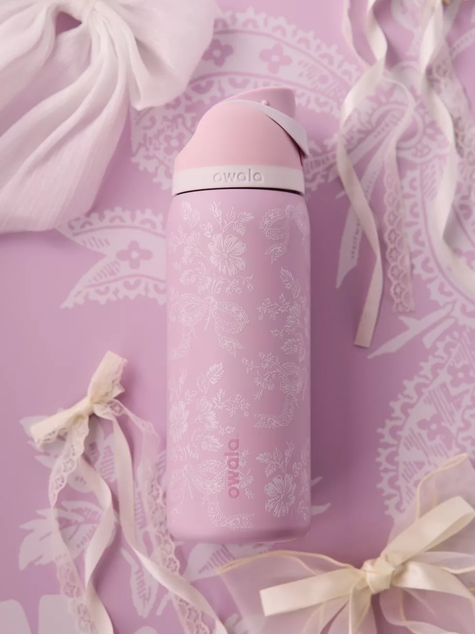 Pink Ribbon  Owala FreeSip 32oz Water Bottle
