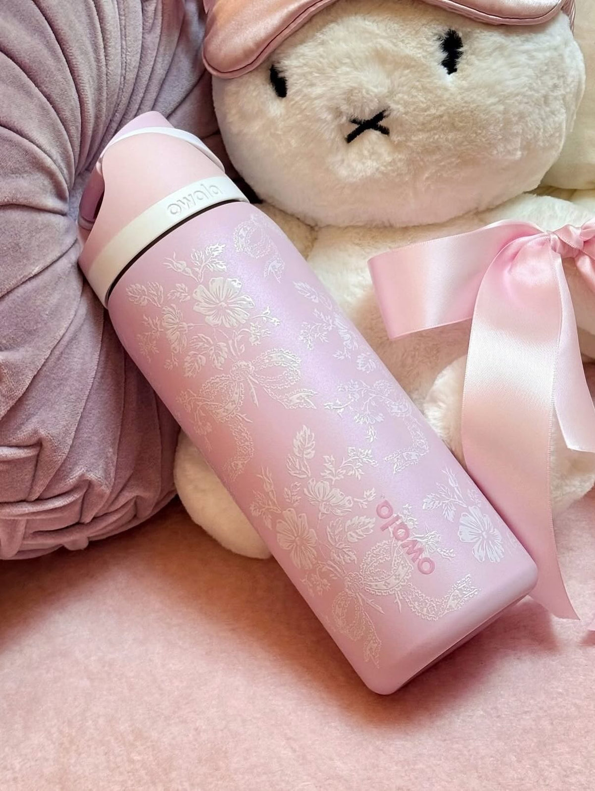 Pink Ribbon  Owala FreeSip 32oz Water Bottle
